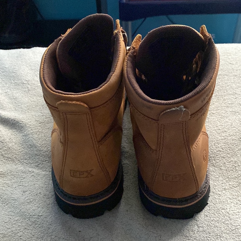 MEN'S WOLVERINE BOOTS - Picture 3 of 4